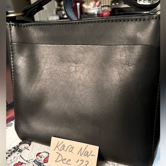 [SOLD] Portland leather goods Smooth Black Triangle. Purchased direct from PLG - Picture 2 of 5